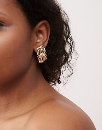 carro large stud ridged earrings in gold