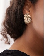 carro large stud ridged earrings in gold