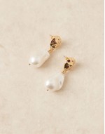 hammered and pearl drop earrings in gold