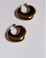 teardrop chunky hoop earrings in 18k gold plated