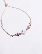 aceron pearly flower bracelet in gold