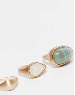 pack of 3 rings with faux semi precious stone set in brushed gold tone
