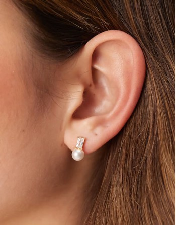 crystal baguette & pearl stud earrings in 18k gold plated
