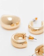 pack of 2 hoop earrings with minimal design in gold tone